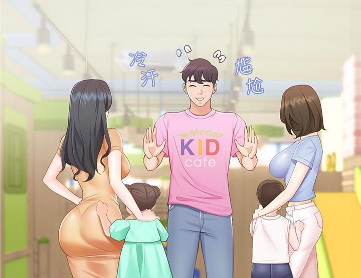 亲子餐厅的妈妈们-3.jpeg